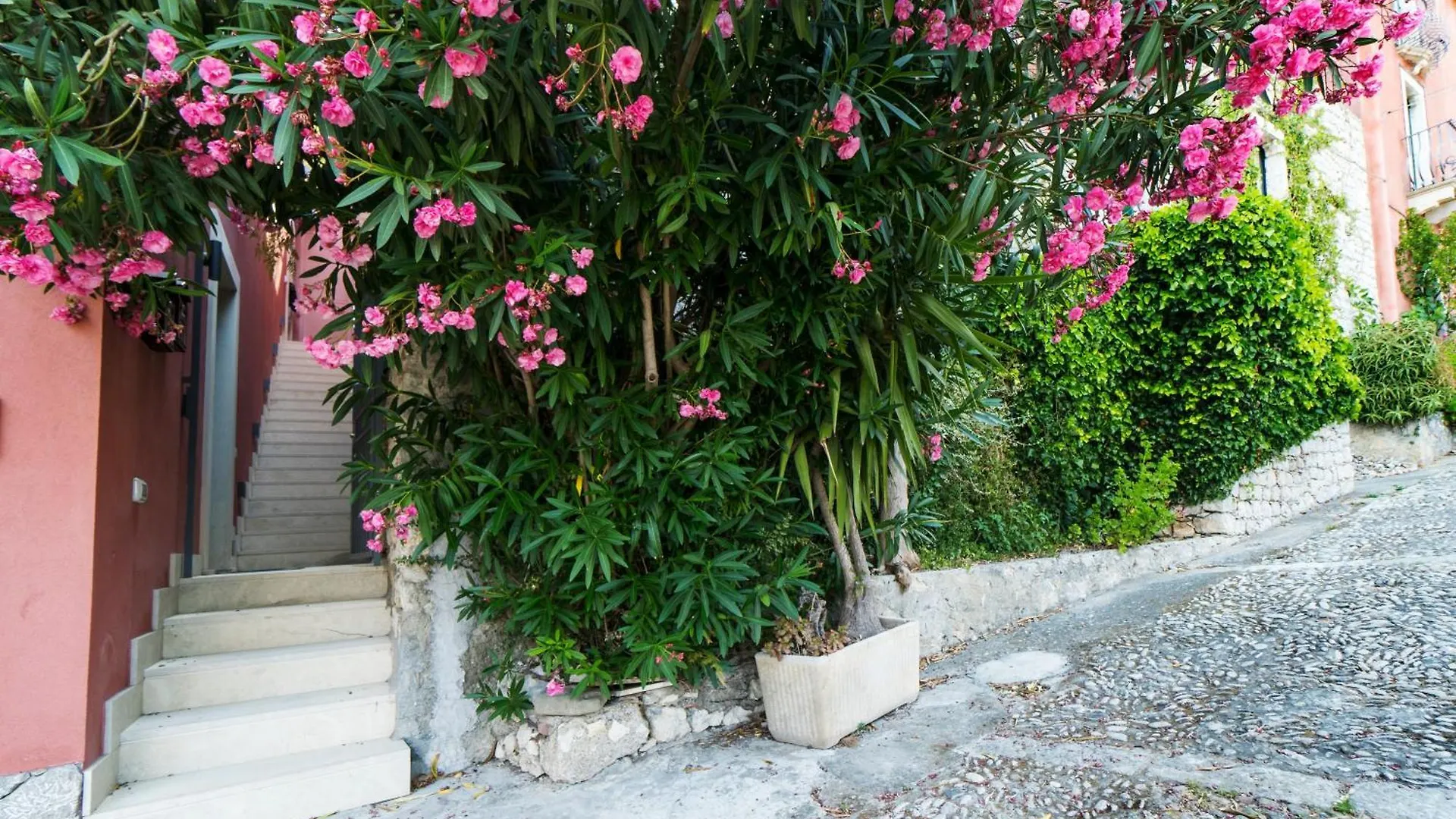 The Charming House Apartment Taormina Italy