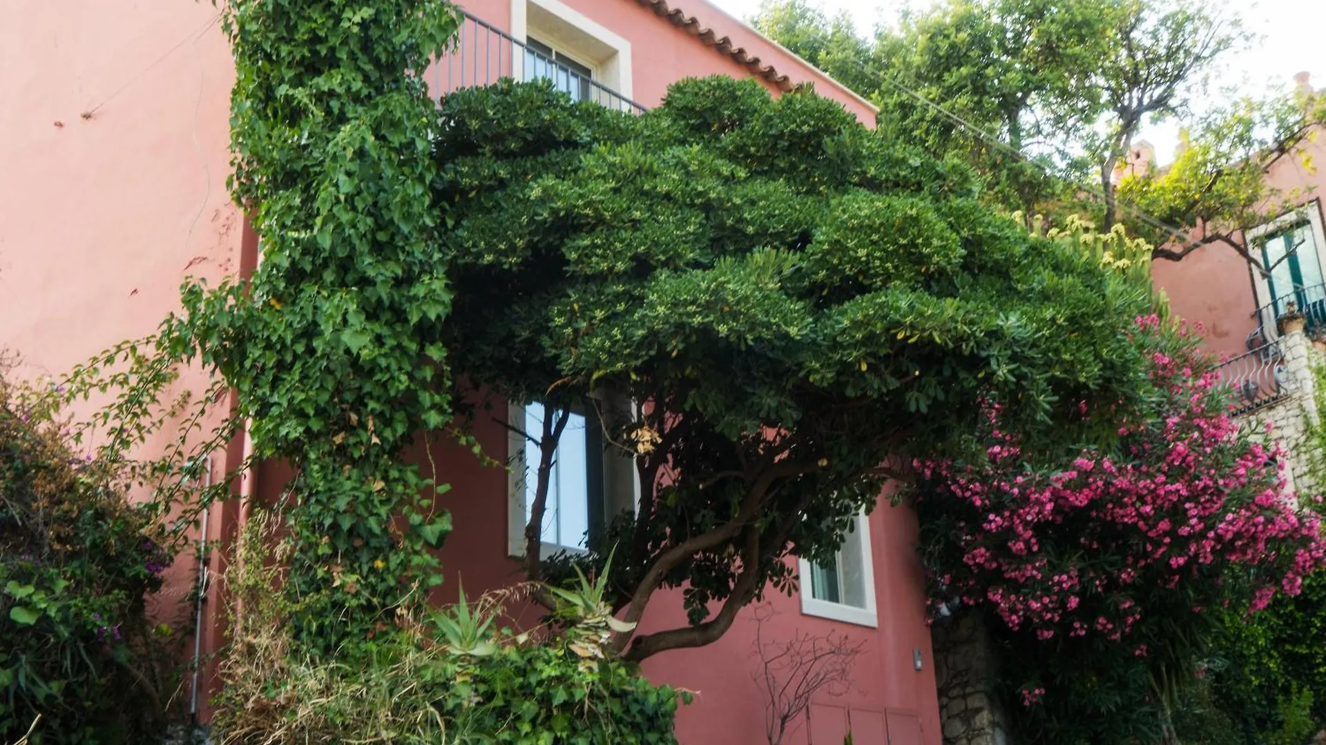 The Charming House Apartment Taormina